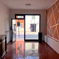 NEGOZIO A VILLAFRANCA DI VERONA