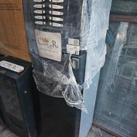 Blocco distributori automatici 