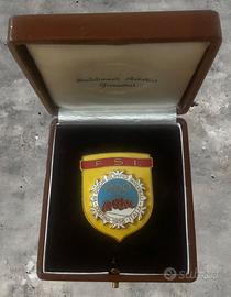Distintivo FSI Cortina 1956 Olimpiadi e Custodia