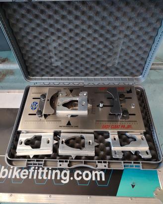 posizionatore tacchette ciclismo professionale