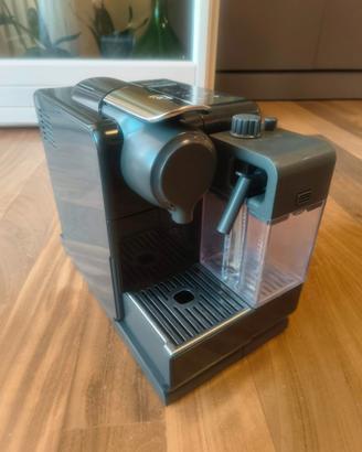NESPRESSO DE'LONGHI LATTISSIMA TOUCH EN560.B