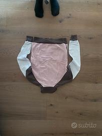 Tuta composta da pantaloni tiscior e giacca Nike