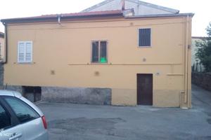 Casa indipendente Atella (PZ)