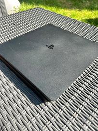PlayStation 4 slim