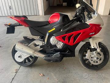 Moto a batteria BMW giocattolo