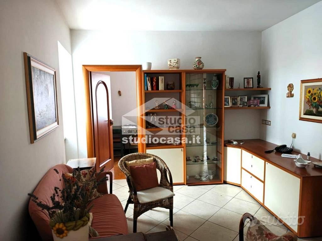 Villa di 210 m² con più di 5 locali a Brentonico - Vista 3