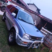 Mitsubishi l 200