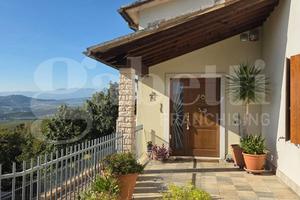 Villa bifamiliare Cerro Veronese