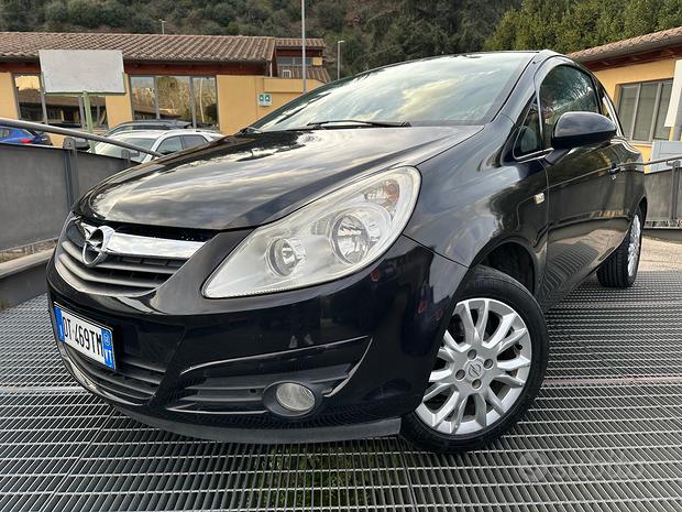Opel corsa 1.3 cdti 75 cv ok neopatentati