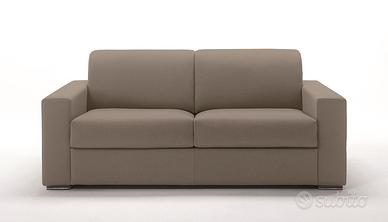 Divano due posti in tessuto sfoderabile