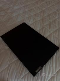 Lenovo Notebook 15,6” Windows 10 Pro