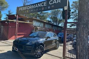 Porsche Macan 2.0 tetto Bose pasm crono full optio