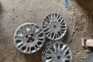 Copricerchi lancia ypsilon da 15 e panda da 14