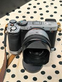 Sony A7CR+40 MM F2.5