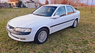 Opel Vectra 1.8i 16V cat 4 porte CD CLIMA EPOCA ST
