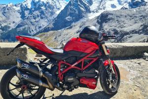 Ducati sfreetfighter 848
