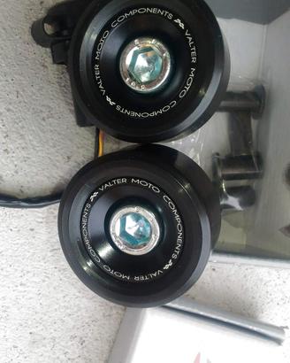 Tamponi paramotore e presa 12 volt