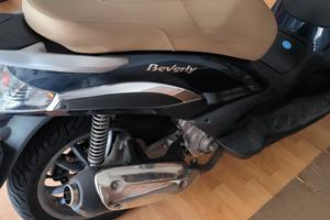 Piaggio Beverly Tourer 300