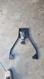 supporto porta-bauletto per scooter