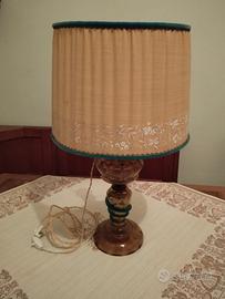 Lampada a petrolio con lampadina 