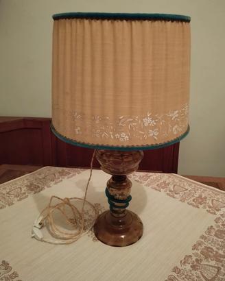 Lampada a petrolio con lampadina 