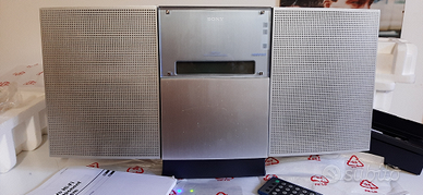 Lettore CD e radio stereo Sony