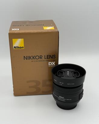 Nikon AF-S DX Nikkor 35mm f/1.8G + paraluce