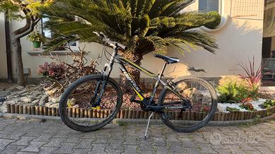 Bicicletta Mountain-bike Torpado storm T590