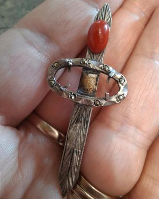 Spilla Argento e Corallo 