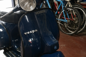 Vespa P 125 X 1978 completamente restaurata – Km 0