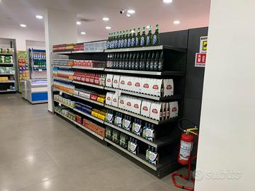 Attrezzatura completa supermercato