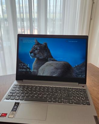 Laptop LENOVO - 15"