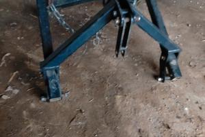 sollevatore castello erpice rotante 