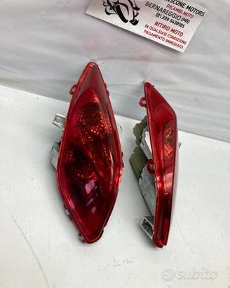 Fanale posteriore xmax 2010 2013