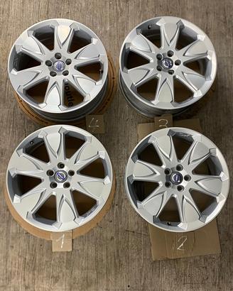 4 cerchi VOLVO originali 19”
