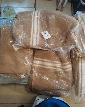 Coperte di lana stile militare 