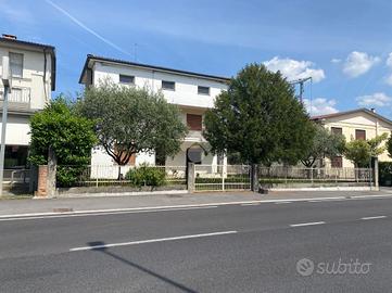 CASA INDIPENDENTE A TEZZE SUL BRENTA
