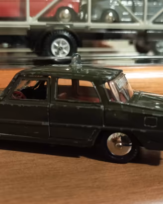 Mebetoys Alfa Romeo Giulia Gazzella Carabinieri Ar