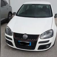 Golf 5 GT sport 2.0 140cv 4 motion