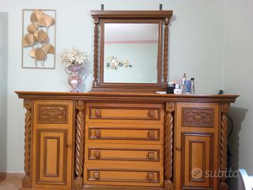 Mobile credenza con specchierain legno