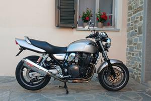 suzuki gsx 750 inazuma