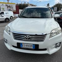 Toyota RAV 4 r2.2 D-4D 150 CV Exclusive FINANZIABI