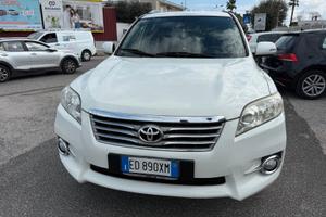 Toyota RAV 4 r2.2 D-4D 150 CV Exclusive FINANZIABI
