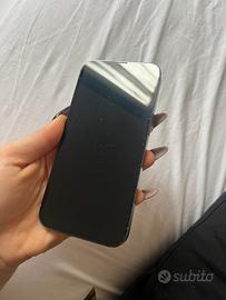 I phone 13 danneggiato