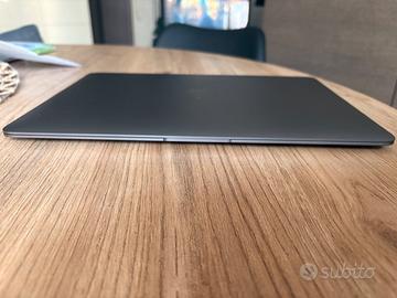 Apple MacBook Air