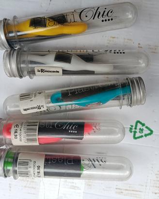 27 orologi plastichic 