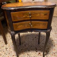 Tavolino piccola cassettiera in maggiolino