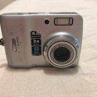 Macchina fotografica digitale NIKON COOLPIX L4