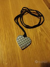 ciondolo a cuore Breil col cordoncino 