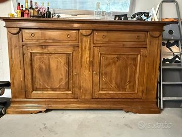 Credenzone in legno massiccio